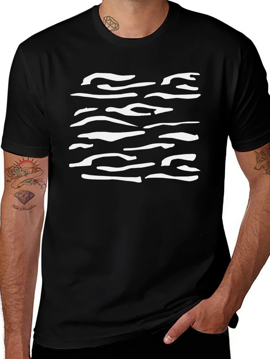 Abstract Stripe Pattern Graphic Tee product image 1
